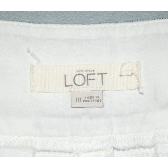 Ann Taylor Loft Ladies White & Gray Striped Short Shorts Size 10 Buttons Cotton - Picture 7 of 9